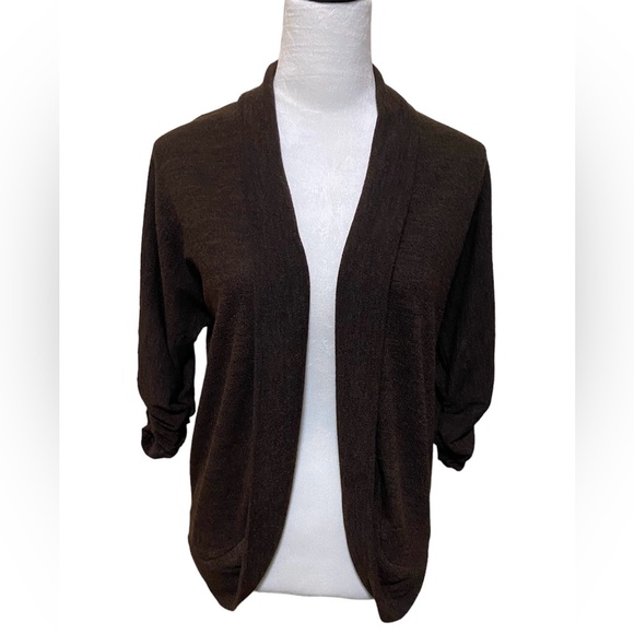 NWOT Timing Laser Cut Out Back Cardigan - Picture 1 of 3